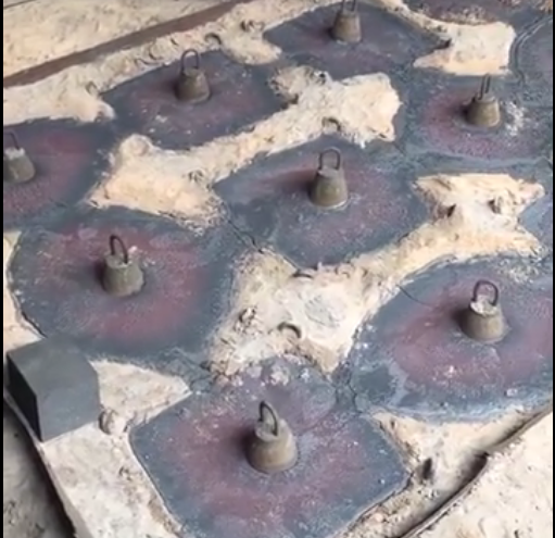 電弧爐冶煉現(xiàn)場視頻